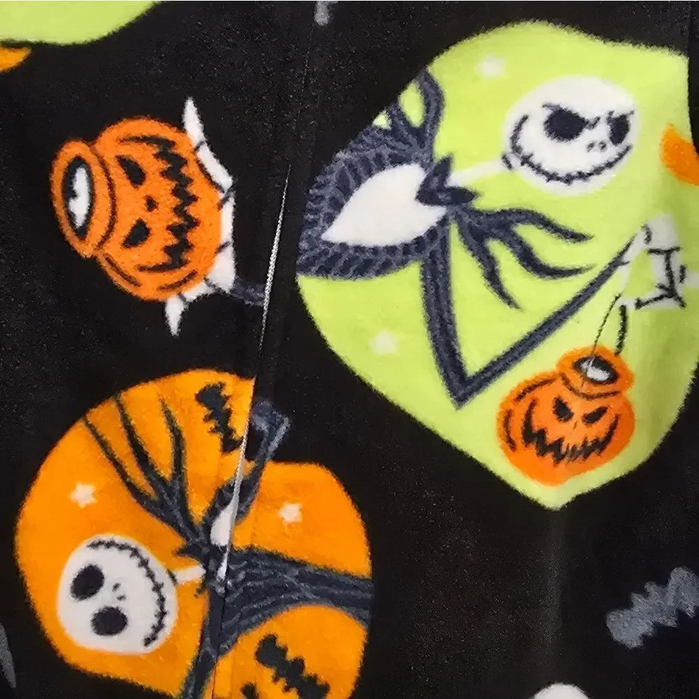 Disney spooky cute